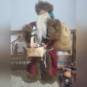 Vintage Folk Art Santa Claus Figure / Handmade "Old World" Style with Faux...